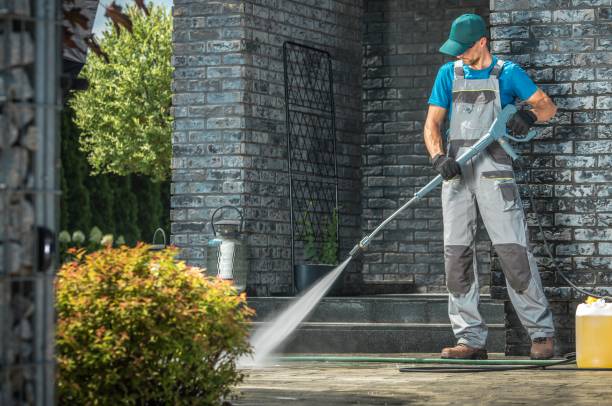 Best Roof Washing  in Hartville, OH